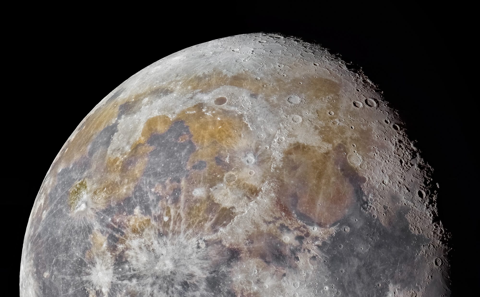 a close up image of the moon